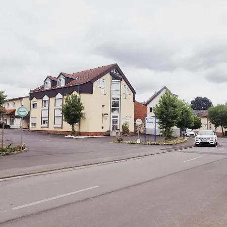 Aparthotel Doppelbett - Gaestezimmer - 11min Von Giessen 8,4km In Fernwald-steinbach Fernwald