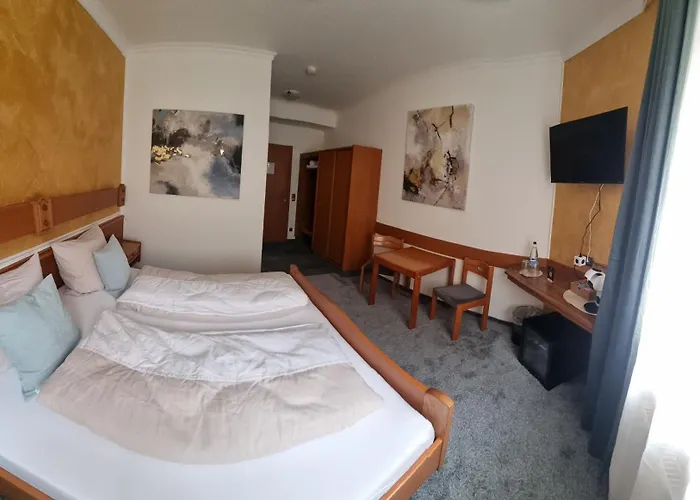 Aparthotel Doppelbett - Gästezimmer - 11min Von Gießen 8,4km In Fernwald-steinbach Fernwald