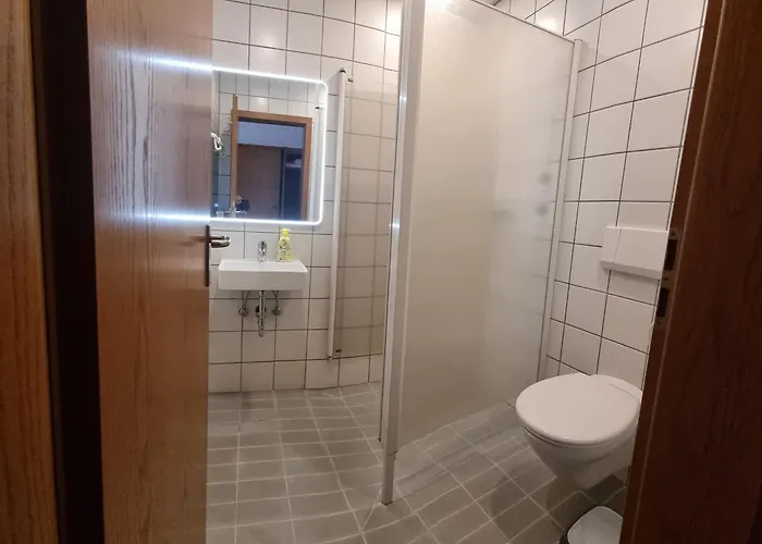 Doppelbett - Gästezimmer - 11min Von Gießen 8,4km In Fernwald-steinbach Aparthotel