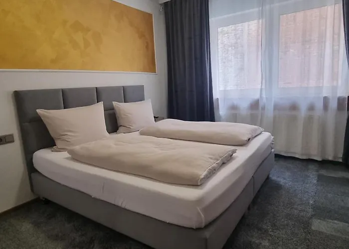 Doppelbett - Gästezimmer - 11min Von Gießen 8,4km In Fernwald-steinbach Aparthotel 3*