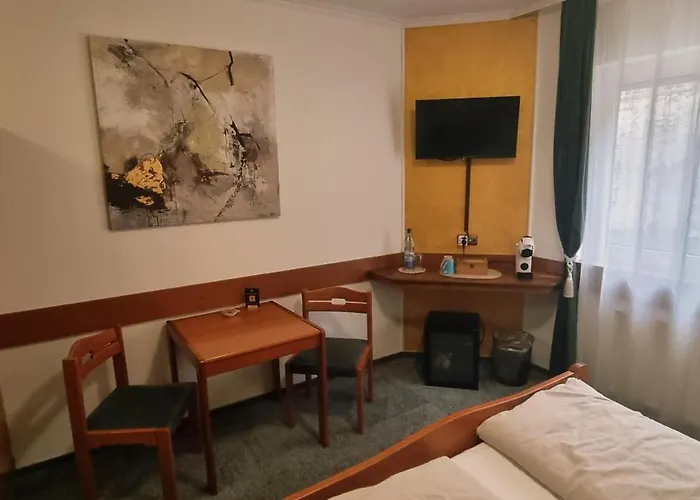 Doppelbett - Gästezimmer - 11min Von Gießen 8,4km In Fernwald-steinbach 3* Fernwald